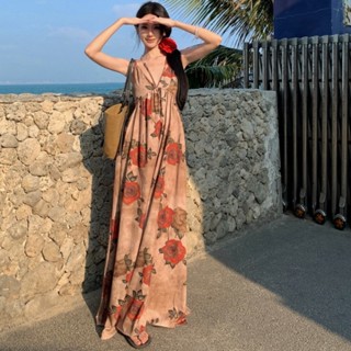 乘法 洋裝 實拍 新款 法式高級感銅氨絲印花吊帶露背度假長裙沙灘裙 WW