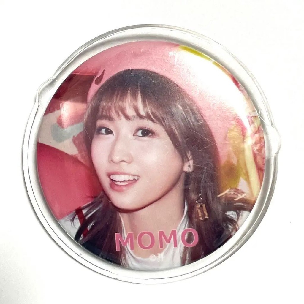 TWICE 徽章 Momo mercari 日本直送 二手