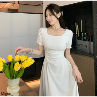 Miguo_現貨~ 白玫瑰 法式古典氣質高級感高腰顯瘦方領洋裝 短袖連衣裙 a字裙子 素色連衣裙