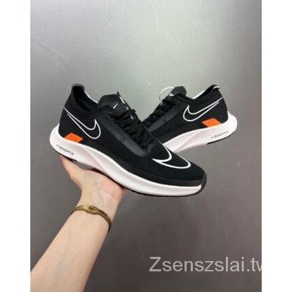 KQKI 耐吉 Original Nike Zoom X Streakfly Proto 男/女跑鞋黑色/白色尺碼 36