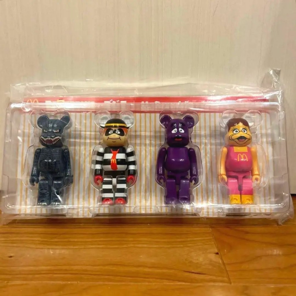 近全新 BE@RBRICK Bearbrick 庫柏力克熊 哥吉拉 mercari 日本直送 二手