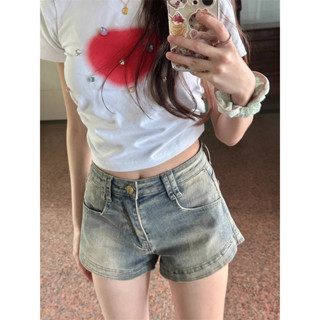 【HOT 本舖】女裝 美式高街牛仔短褲女夏季設計感小眾高腰顯瘦辣妹做舊復古A字熱褲