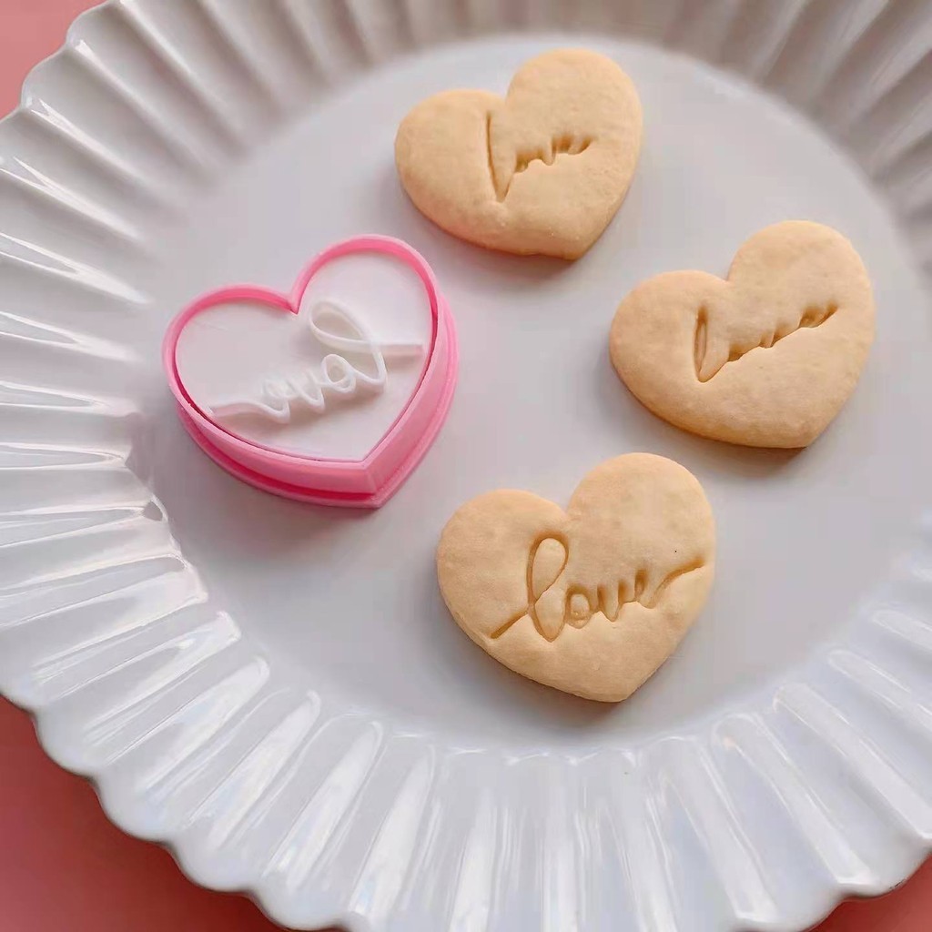 現貨【情人節模具】日式情人節 迷你愛心 餅乾模具 心形套裝 曲奇翻糖 餅乾壓模 烘焙工具
