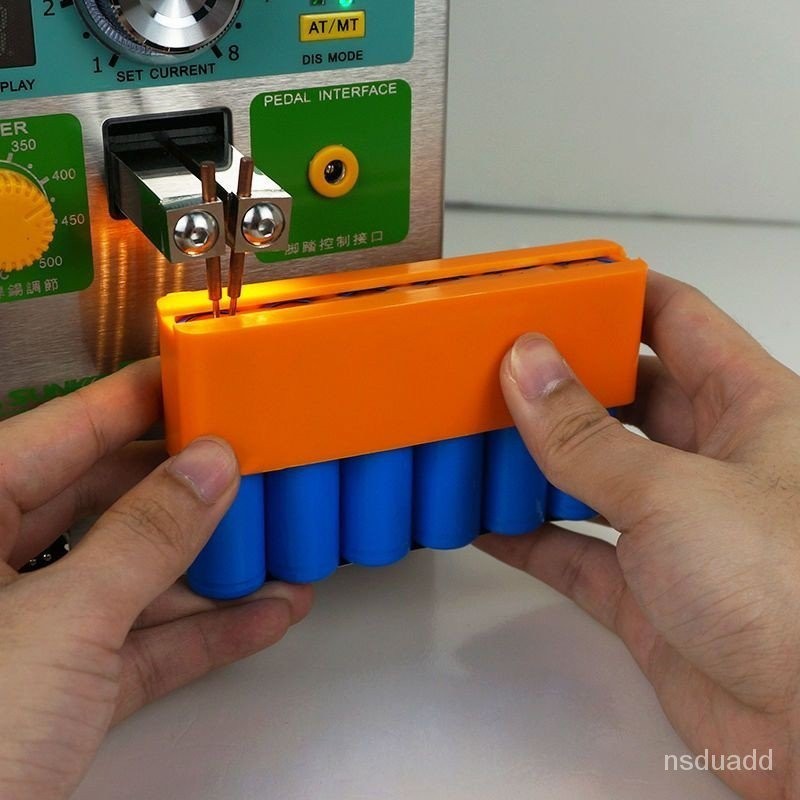 【上新】SUNKKO鋰電池夾具單排18650電池組點焊夾具電芯模具固定焊接支架