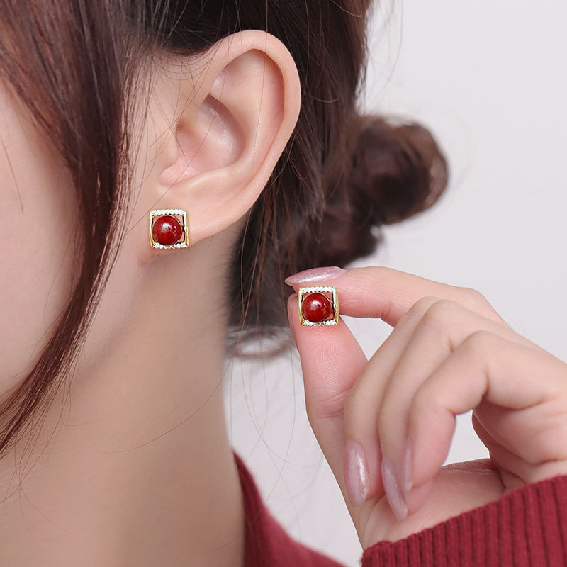 S925純銀紅色過年耳環新款2024爆款耳環女秋冬高級感新年氣質耳飾