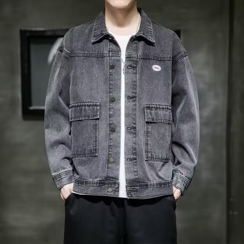 M-5XL 帥氣日系牛仔外套男 春季潮牌寬鬆青年夾克淺 藍色字母刺繡百搭上衣 美式復古水洗工裝牛仔外套