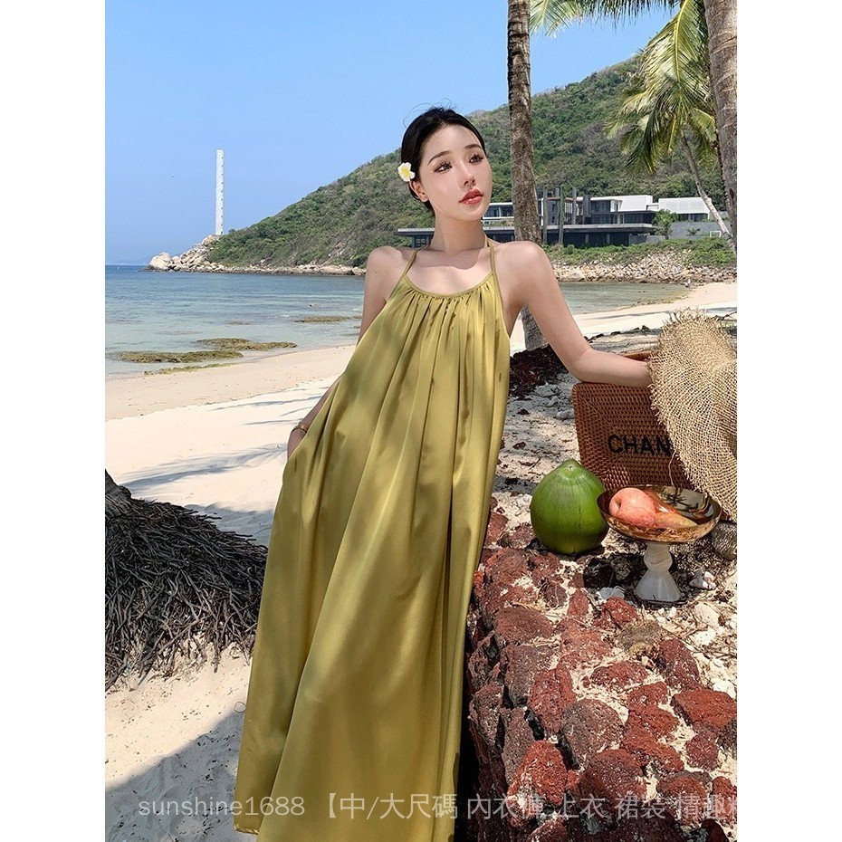 度假風洋裝✈辣妹洋裝✨泰國穿搭 洋裝✨海島洋裝✈赫本風洋裝夏季新款酪梨綠吊帶寬鬆顯瘦洋裝法式露背高級感度假風沙灘裙