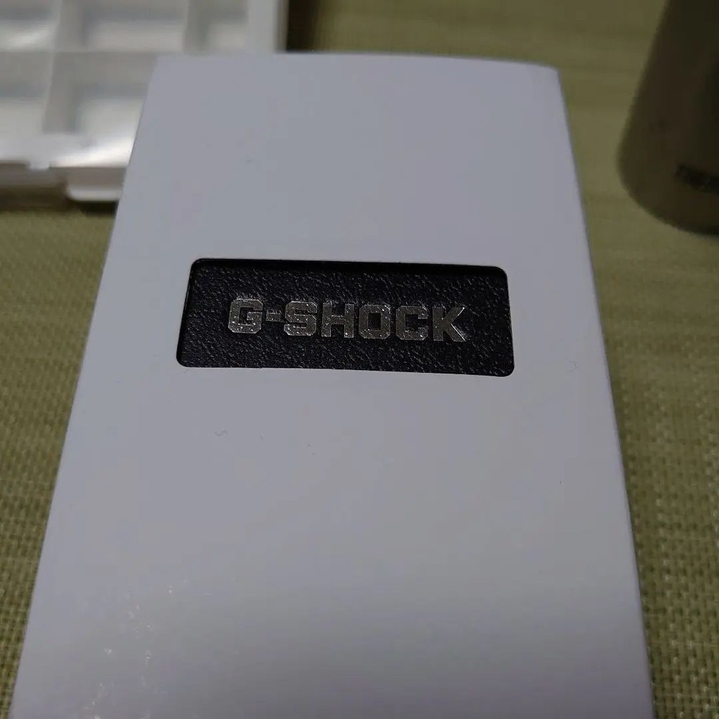 近全新 CASIO G-shock 手錶 G-SHOCK 粉色 限定 金屬 mercari 日本直送 二手