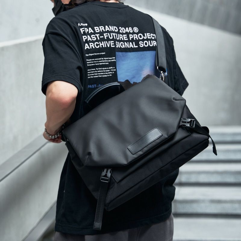 【Porter】男士斜背包大容量斜背包2023新款手提包斜背包男款通勤輕便電腦包