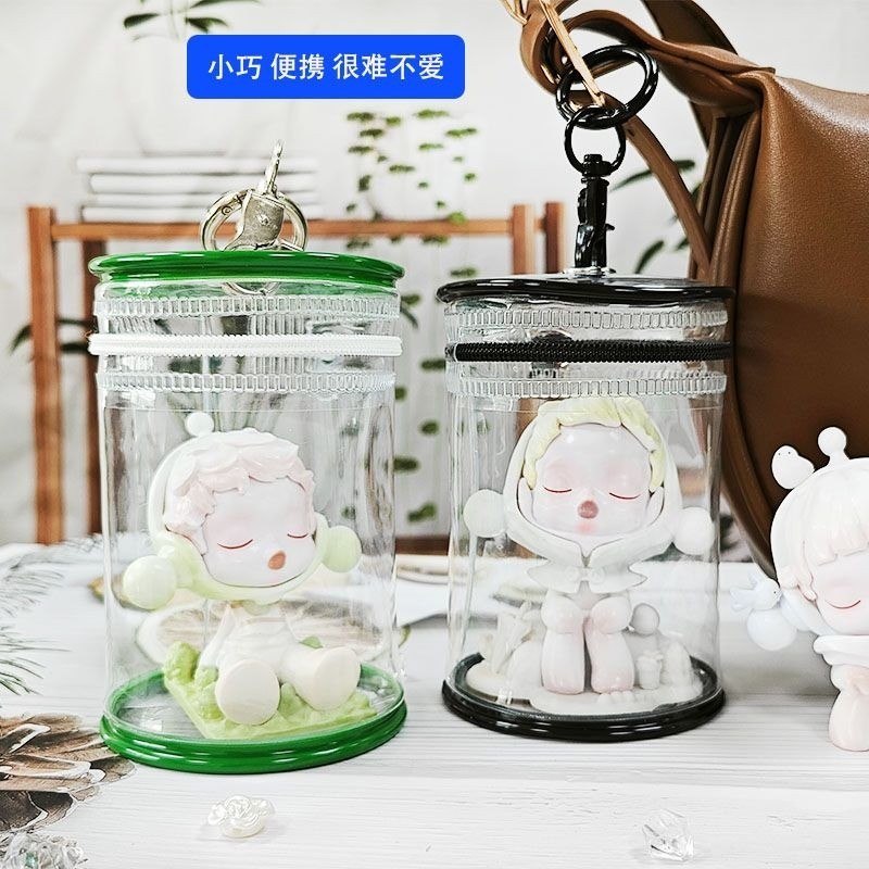 新品⭐️包包吊飾🌺掛飾掛件情侶掛件 遛娃包 娃娃收納包 透明盲盒 公仔收納包 泡泡瑪特 娃娃外出包 水桶展示包 奶茶桶