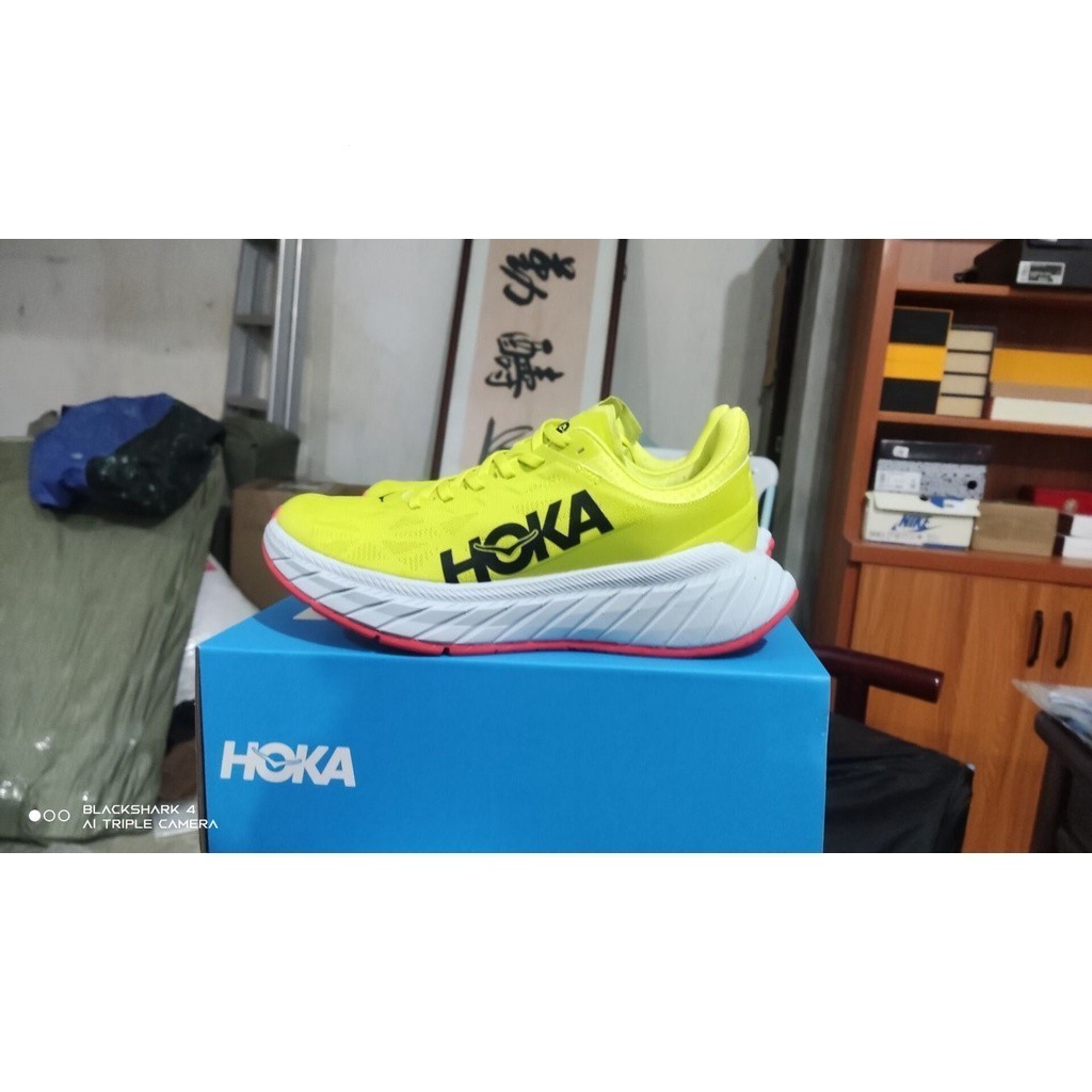 2022新款 HOKA ONE ONE Carbon X2 黃色減震運動跑鞋