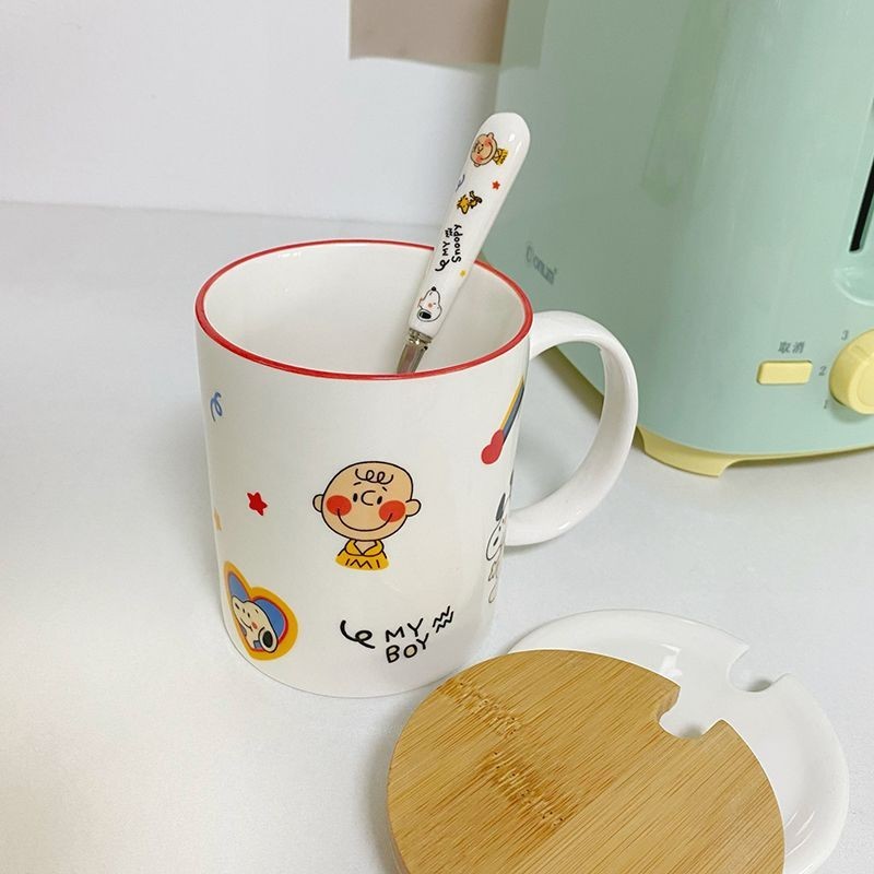 【熱銷】史努比韓國ins風卡通牛奶早餐陶瓷杯學生情侶杯帶勺蓋可愛少女心 辦公室飲水杯 生日禮物