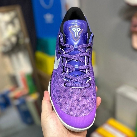 Kobe 8籃球鞋短鉑金紫 555035-500