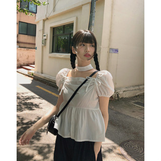【HOT 本舖】 均碼韓國chic 夏日 氣質 方領 項圈抽褶 系帶 單排扣 泡泡袖 短袖襯衫女 上衣 襯衫 衣服