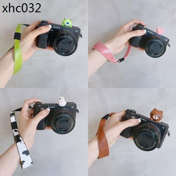熱賣. 適用M50索尼zv1富士XS10黑卡相機柔軟結實皮質手腕帶通用款