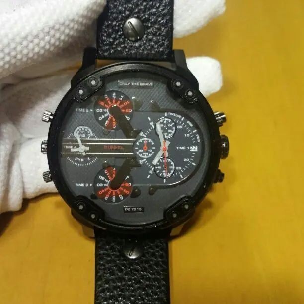 近全新 DIESEL 迪賽 錶帶 手錶 皮革 mercari 日本直送 二手