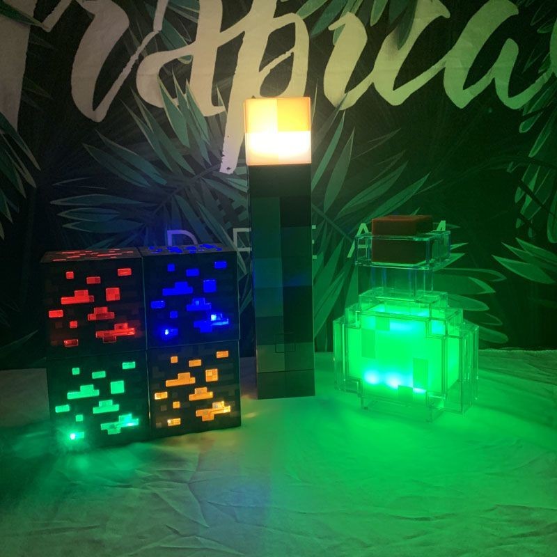 現貨我的世界遊戲周邊Minecraft火把火炬led夜燈充電礦燈鑽石燈變色瓶