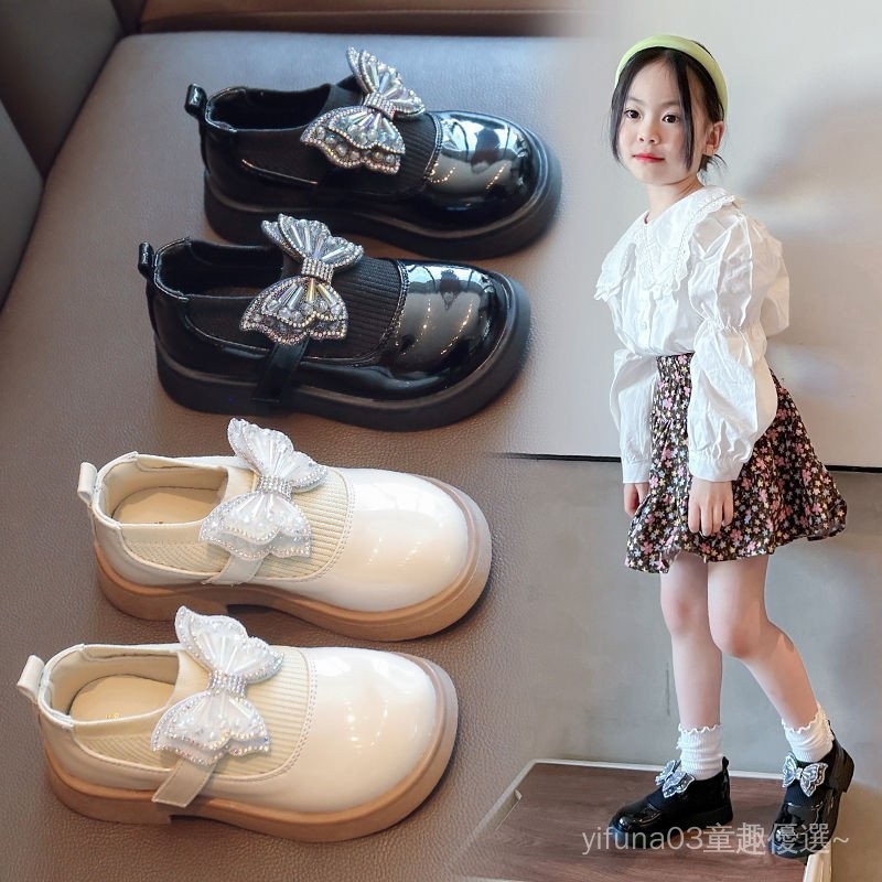 女童皮鞋瑪麗珍黑色寶寶秋天單鞋小女孩公主表演鞋2024新款女童鞋 AROO