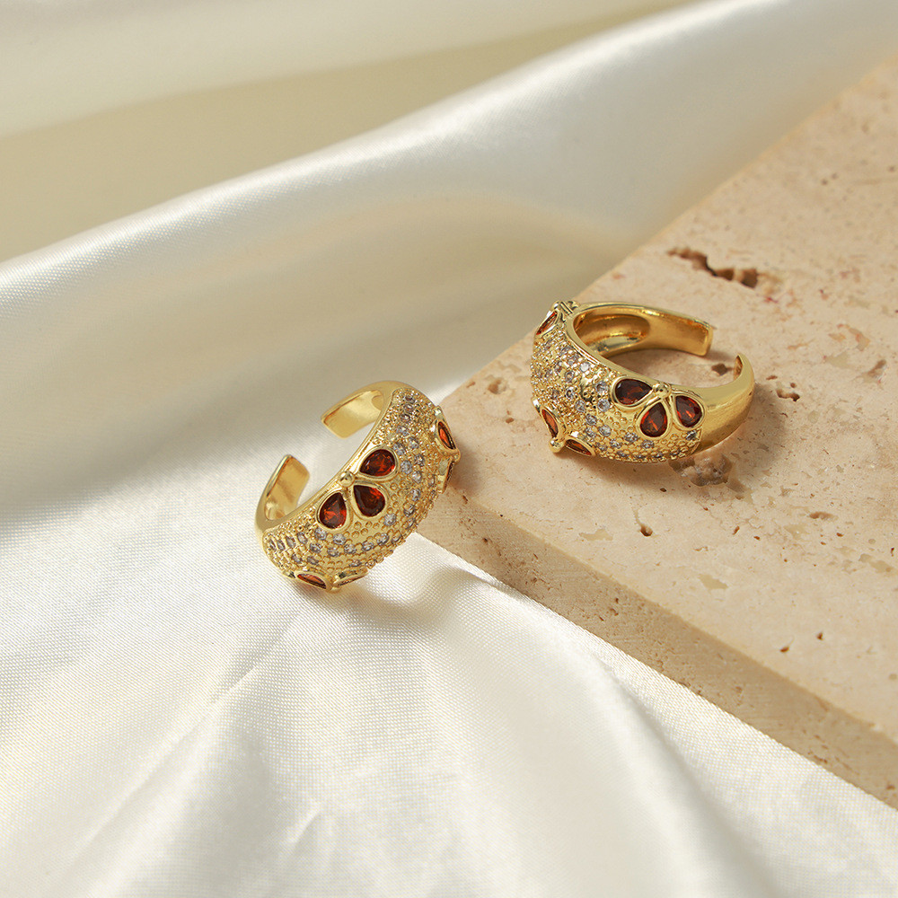 歐美 新款 宮廷風 復古 輕奢 銅材質 鑲鋯石 開口戒指 時尚 高級感 飾品 女 A650