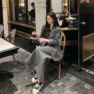 Miguo小米果 春秋新款 寬鬆高級感西裝套裝女 廓形西裝配開叉半身裙兩件套裝 S-XL 套裝不拆