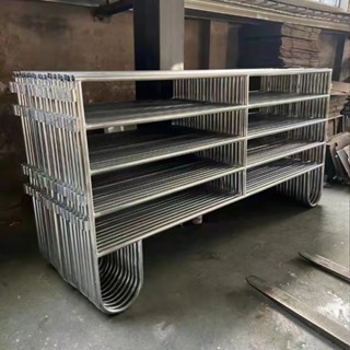 畜牧圍欄可移動式 護欄馬場賽道柵欄 草原牧場圈羊 養殖場隔離圍欄 可以有效防止養殖動物逃出圍欄