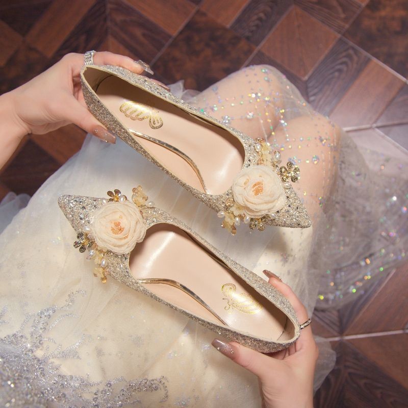 中式婚禮秀禾婚鞋細跟高跟鞋女2024新水鑽婚紗新娘鞋淺口兩穿婚鞋