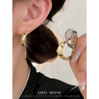 不規則金屬圓環耳環 2024新款簡約耳環 女士時尚耳飾