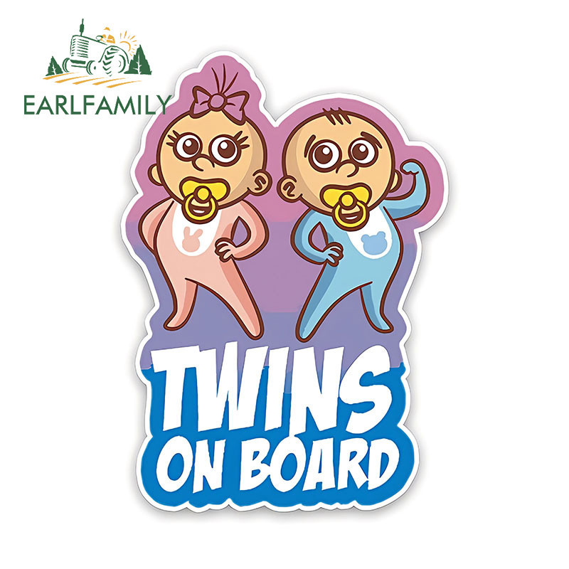 Earlfamily 13cm x 9.5cm Twins On Board 汽車貼紙摩托車衝浪板防水時尚乙烯基貼花個性