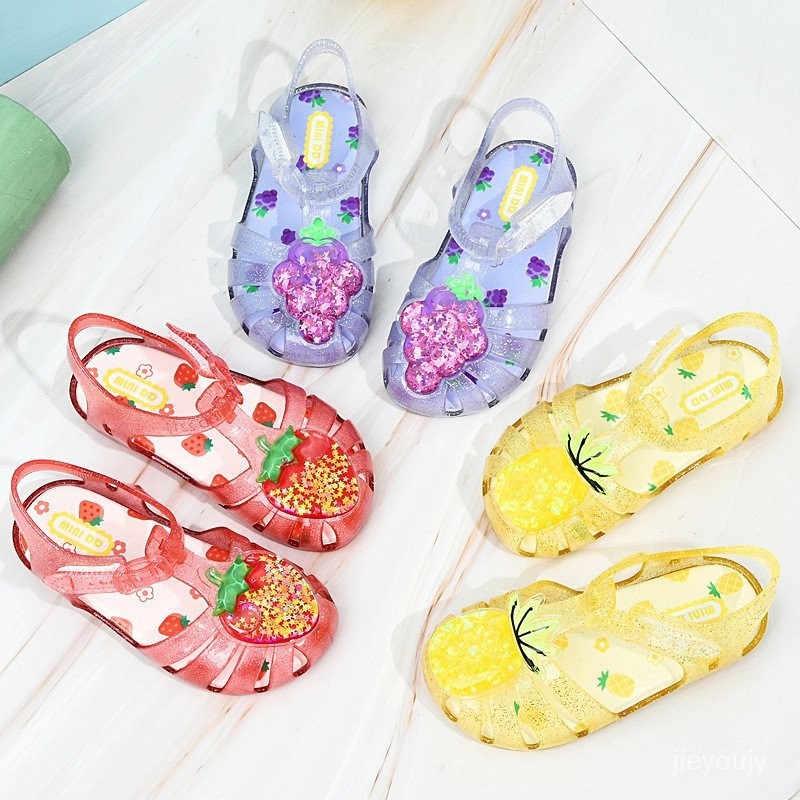 免運 2023年夏季新款女童鞋包頭水果軟底鞋水晶果凍兒童涼鞋