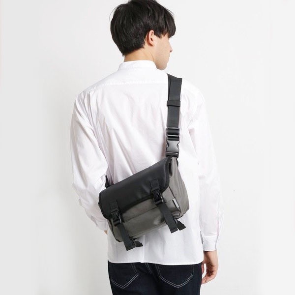 日本樂天anello男士單肩斜背包多功能大容量斜背包斜背包情侶背包學生肩背包