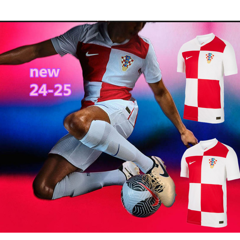 24-25 新款頂級品質克羅地亞球衣 2024 男式足球球衣