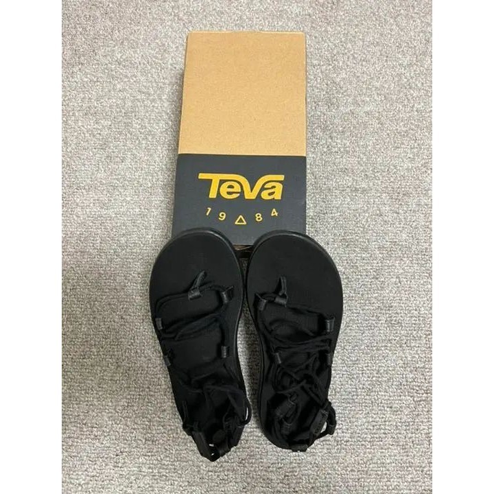 近全新 TEVA 涼鞋 Voya Infinity 日本直送 二手