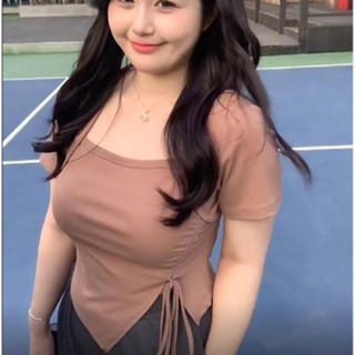 GUGUPLUS 大碼女裝 純慾設計感遮肉收腰抽繩方領短袖T恤 顯瘦上衣 夏天上衣 別緻上衣 短袖上衣