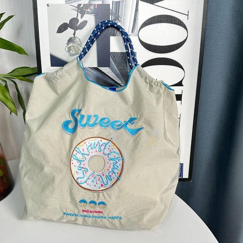 【YOFUR】現貨 日系甜甜圈刺繡ball chain環保購物袋 休閒旅遊大容量手提袋 精品環保尼龍布袋