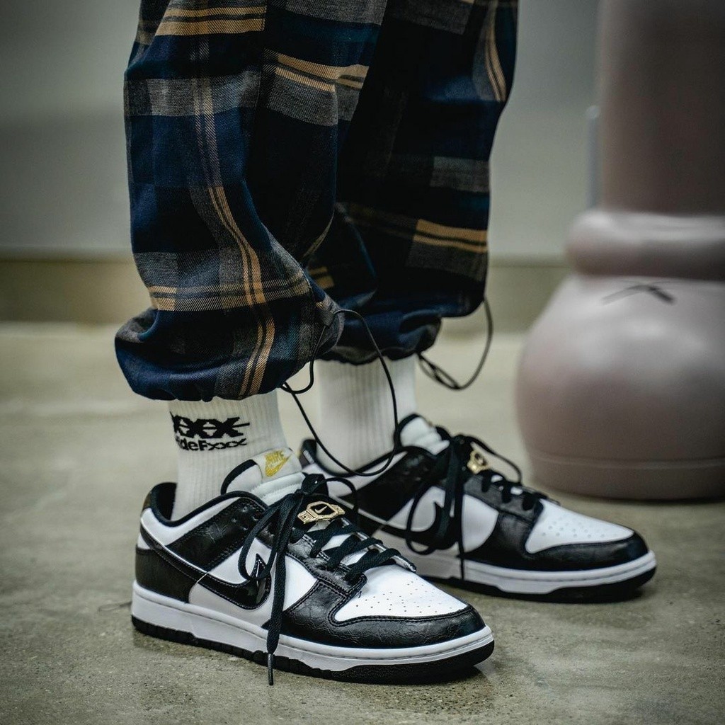 耐吉 Nike nice代狗耐克Dunk Low冠軍黑白熊貓dr9511 100