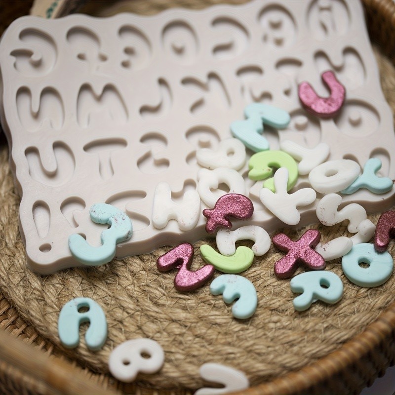 [現貨]卡通英文字母造型軟糖巧克力餅乾模具蛋糕裝飾烘焙工具14*9.8*0.8cm