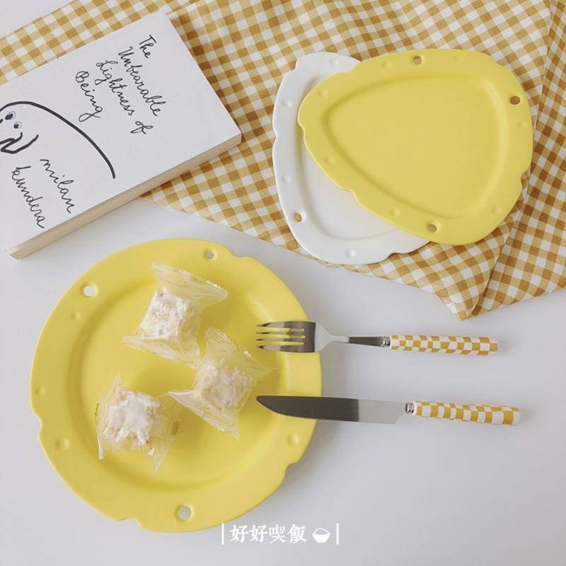 芝士奶酪可愛餐盤餐具組🍴 韓系奶油色乳酪盤 傑利鼠的起司盤 甜品盤 陶瓷盤 起司造型餐盤 可愛創意造型餐盤 兒童餐具