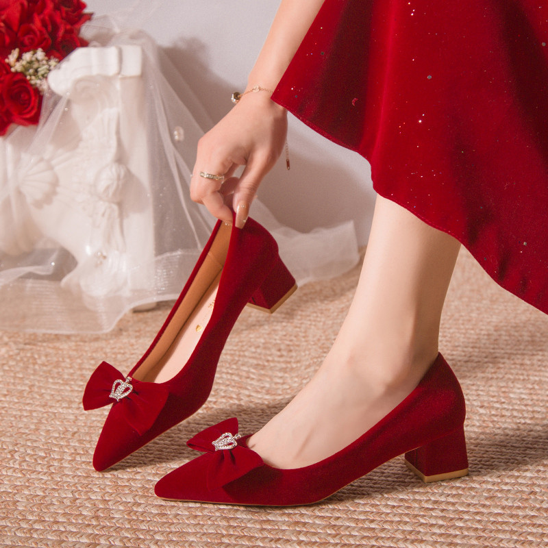 新娘婚鞋秀禾鞋2024年新款中式婚禮鞋結婚中跟踩堂鞋女紅色高跟鞋