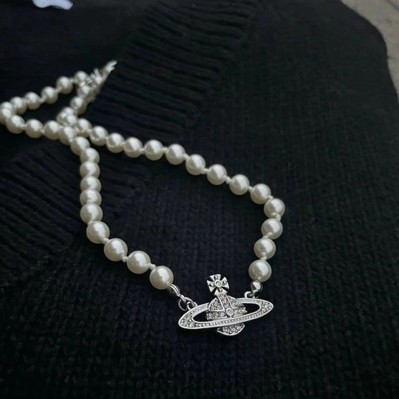 Vivienne Westwood 鎖骨鏈鑽石土星珍珠項鍊土星百搭晚裝項鍊