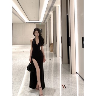 【桃喜Rich現貨】假日舞會掛脖連衣裙女 赫本風高階感小禮裙 修身顯瘦性感長裙 黑色洋裝 V領露胸長款洋裝