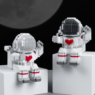 拼裝小顆粒兒童益智玩具積木太空太空人發光擺件禮物