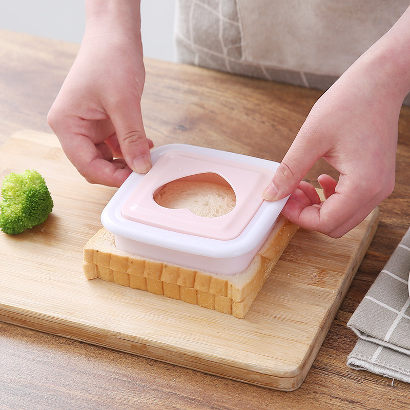 現貨【麵包模具】壓三明治切割模具 家用自製吐司口袋早餐切割飯糰夾 麵包夾製作器