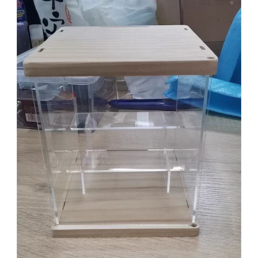 小 公仔展示盒,mini popmart 模型盒 15*15*17cm,帶 2 层樓梯