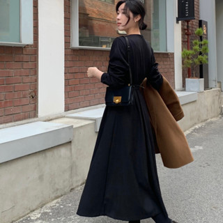 【MIBU】 現貨 Korea 復古氣質圓領高腰顯瘦素色長袖洋裝長裙女