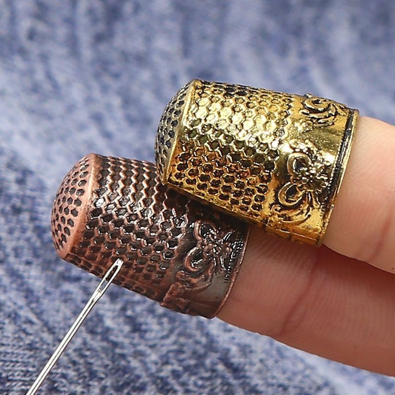 ✔縫紉頂針✔現貨 頂針指套復古防扎手指保護頂針金屬DIY縫紉工具 加厚 十字繡頂針