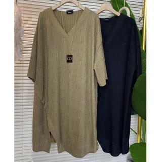 胖MM2-300斤大尺碼休閒寬鬆顯瘦V領開叉不規則中長款遮肉短袖上衣女美美女裝衣櫥