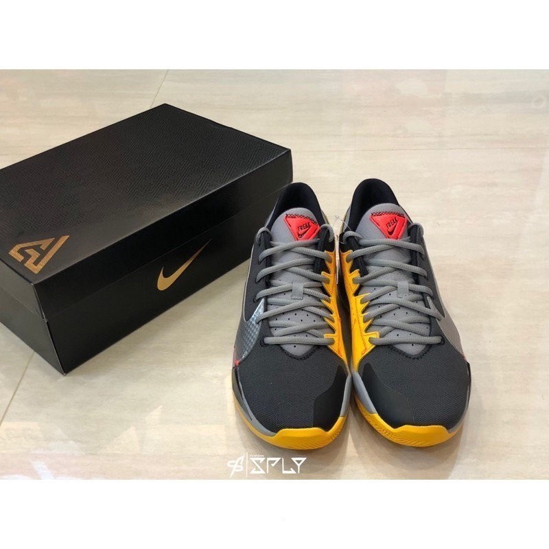 35K2 Zoom Freak 2 黑灰黃籃球運動鞋 Antetokounmpo 高品質耐用加墊 CK5825-006