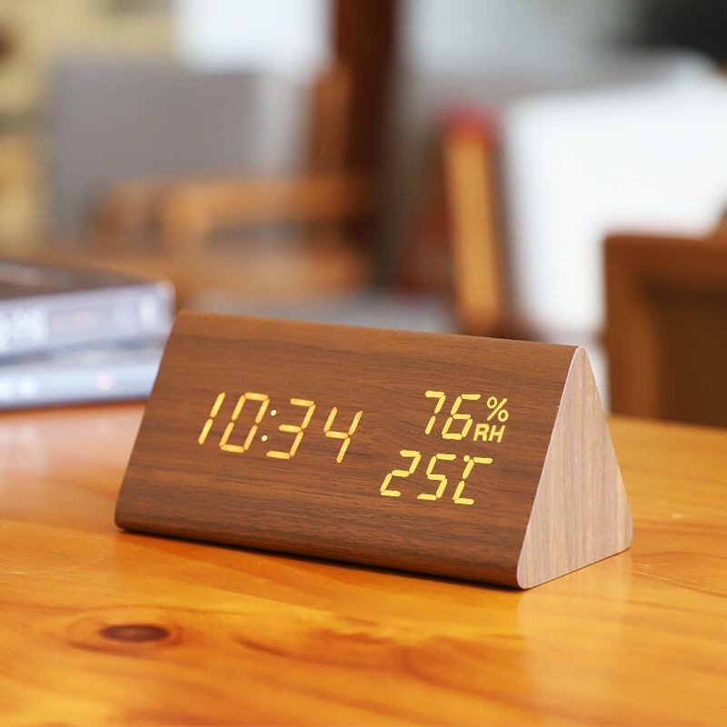 木質桌面鬧鐘創意時鐘溫度溼度聲控led夜光多功能簡約檯鐘電子鐘