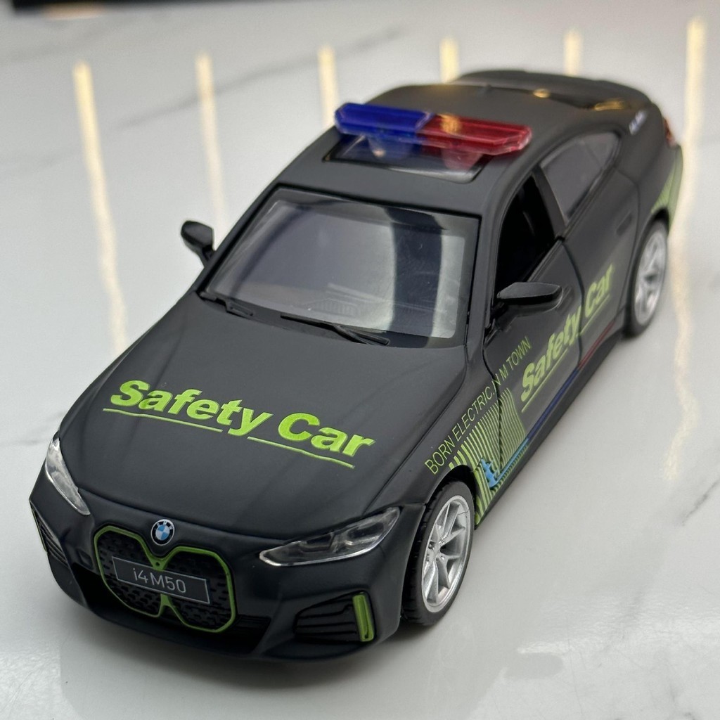 彩珀合金車模1:34寶馬i4安全車回力聲光可開門玩具車音樂模型擺件