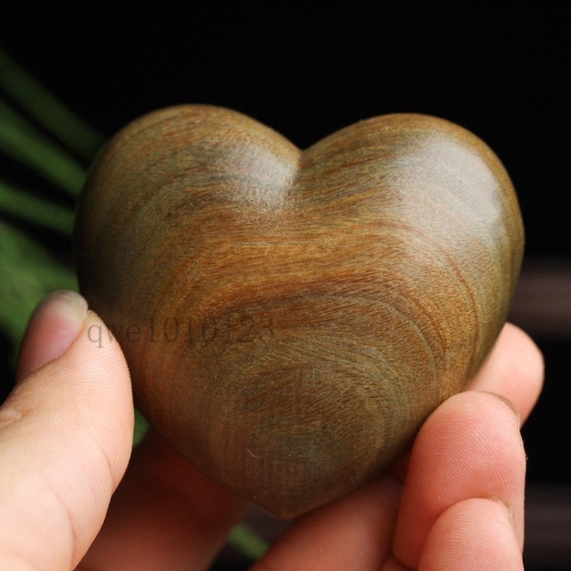 一顆小愛心綠檀木手把件檀香木實木雕刻把玩工藝品擺件送女友禮物✔️